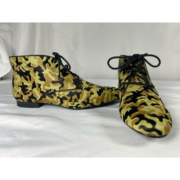 LOGO Camo Ankle Bootie Adrienne Green Womens 7 Fishermancore  new - Picture 1 of 9
